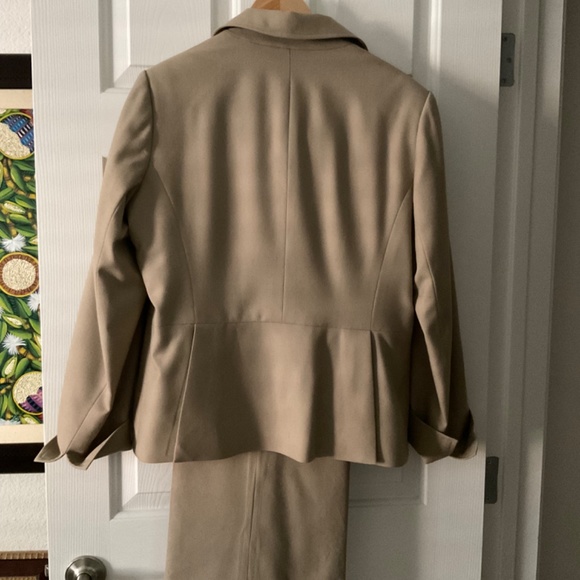 Suit Jacket/Blazer - Picture 4 of 7